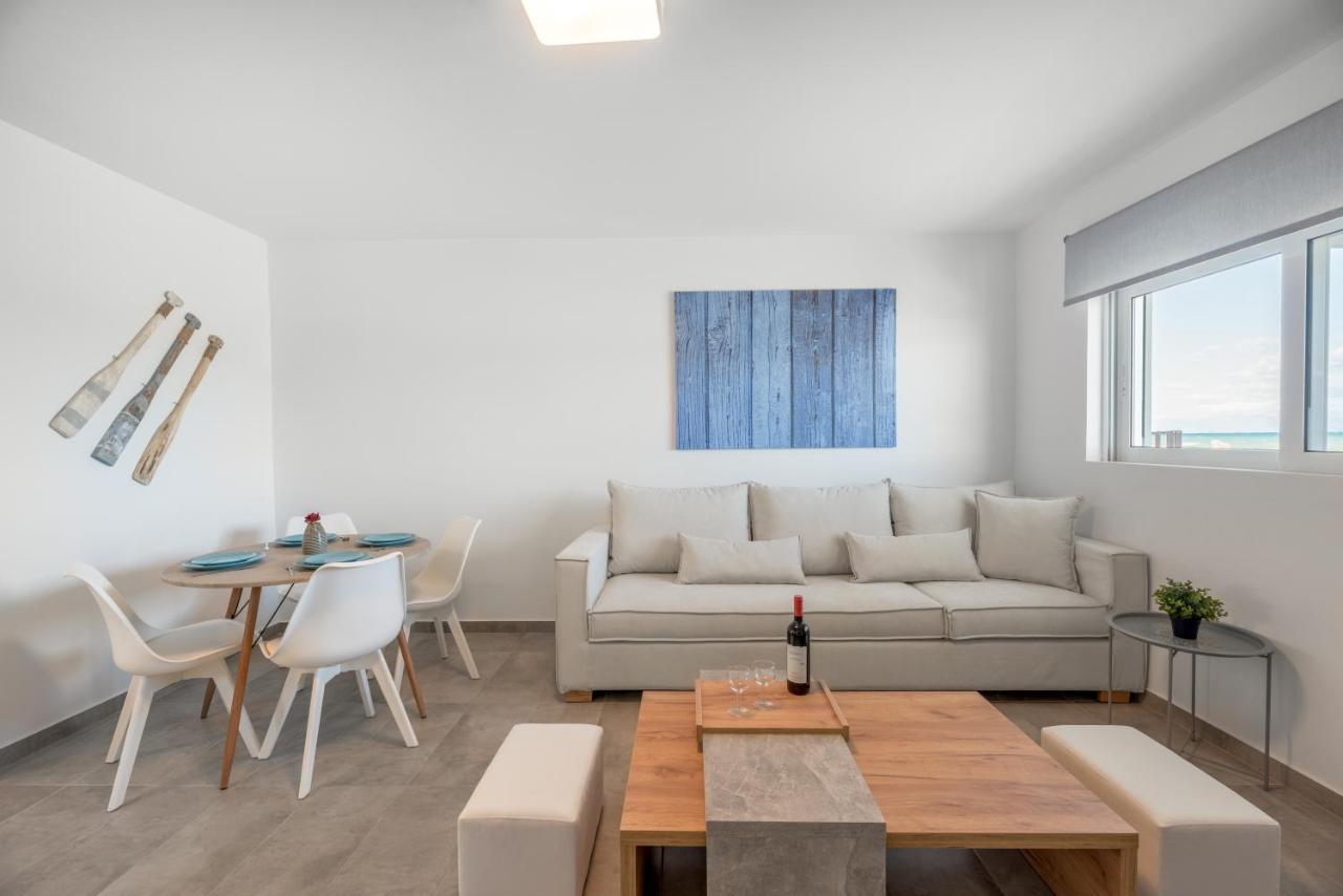 Costa Vasia Seaside Suites And Apartments Βραχάτι Εξωτερικό φωτογραφία
