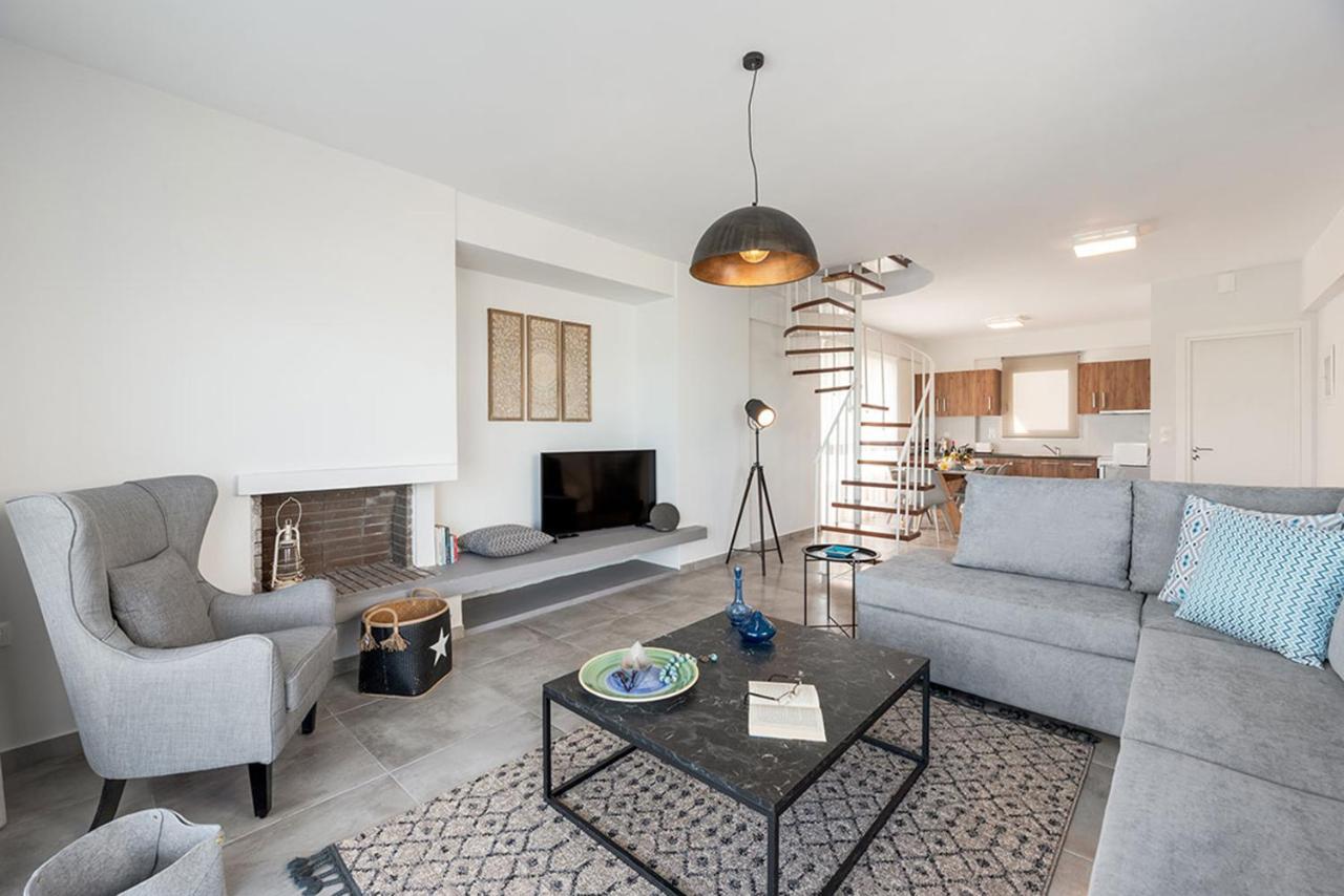 Costa Vasia Seaside Suites And Apartments Βραχάτι Εξωτερικό φωτογραφία