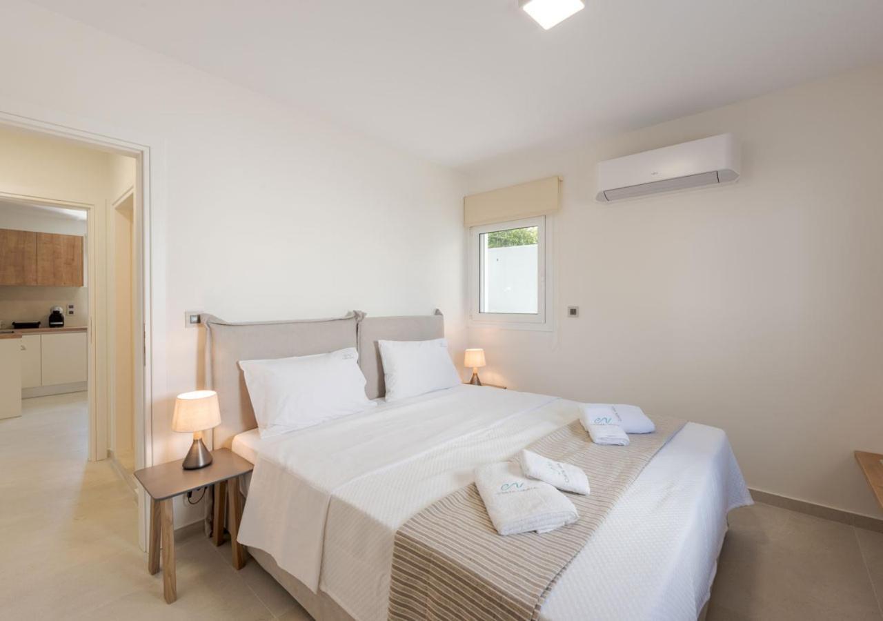 Costa Vasia Seaside Suites And Apartments Βραχάτι Εξωτερικό φωτογραφία
