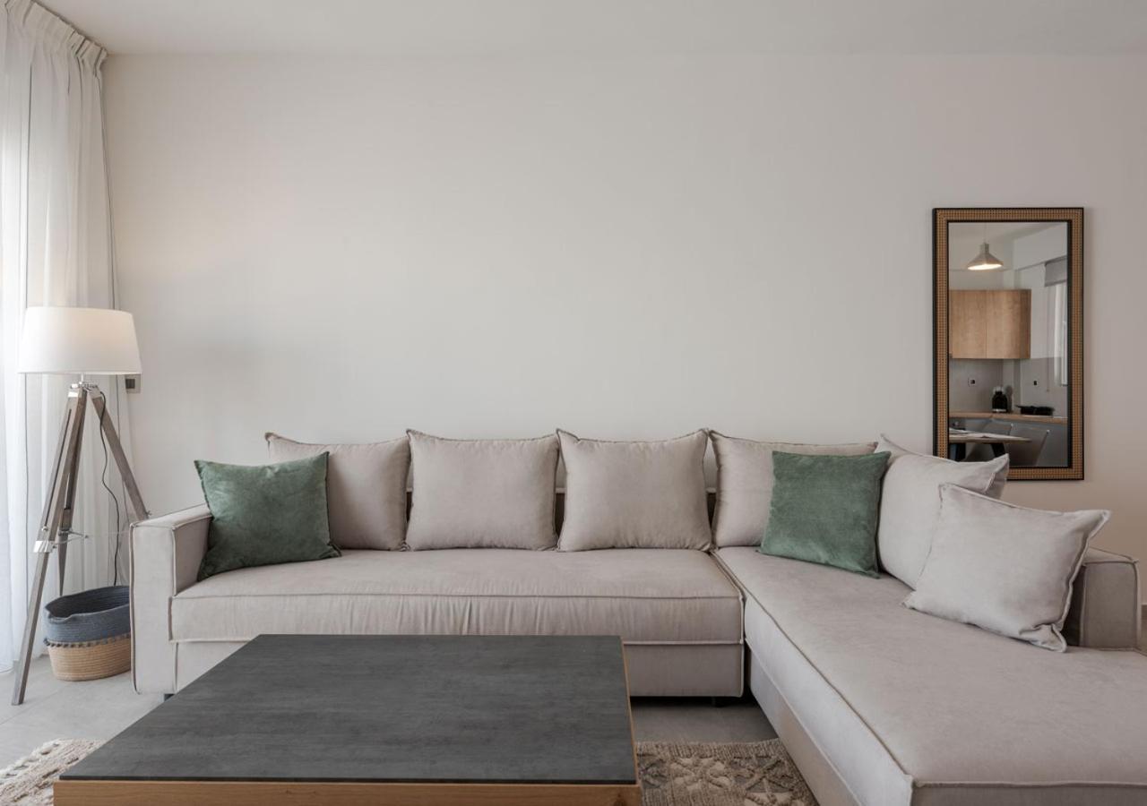 Costa Vasia Seaside Suites And Apartments Βραχάτι Εξωτερικό φωτογραφία