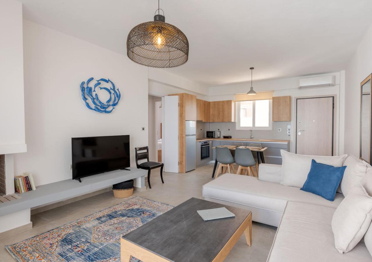 Costa Vasia Seaside Suites And Apartments Βραχάτι Εξωτερικό φωτογραφία